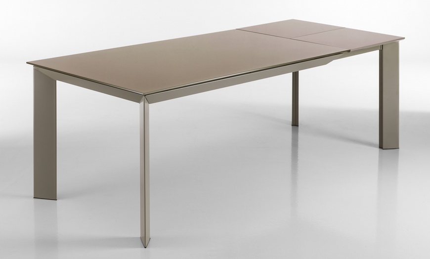 Image 18: Uitschuifbare tafel, verschillende modellen