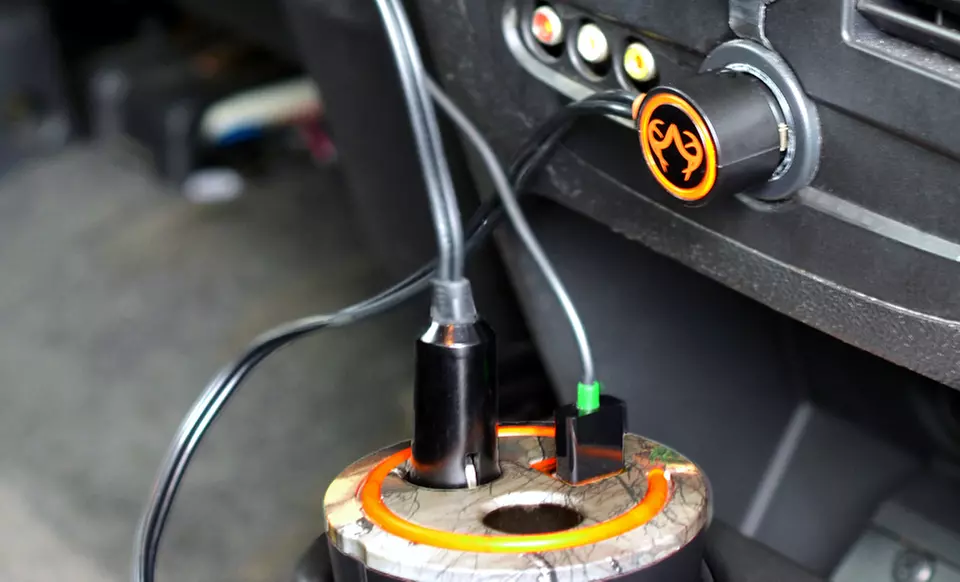 REALTREE Dual 12V Socket Cup Mount with 2 USB Ports - Second Medium