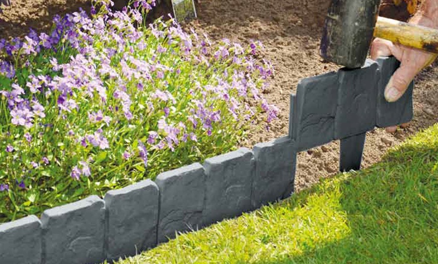 Image 1: Cobbled Stone Garden Edging