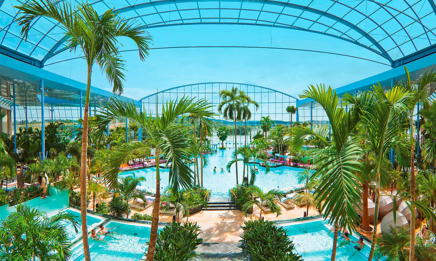 Bad Schönborn: 2-6 Tage für Zwei inkl. 1x Eintritt ins Palmenparadies Sinsheim und 1x Flasche Sekt im Hotel Häfner - Primary Image