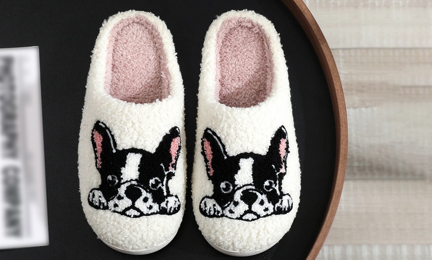 Image 6: Cartoon Animals Print Slippers 