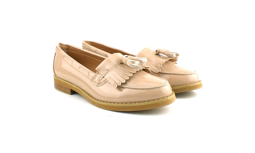 Image 2: Women's Loafer Moccasin Shoes