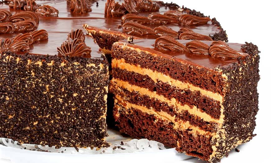 Image 4: Up to 50% Off on Cake Bakery at Mugg and Bean - Mushrif