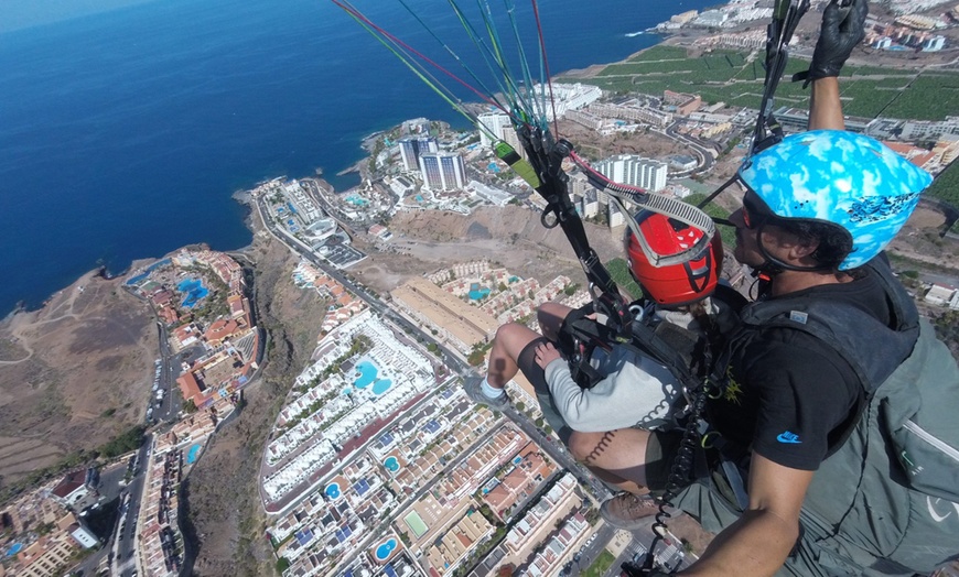 Image 3: ¡Experimenta la emoción de volar! ¡Descubre la libertad en el aire!