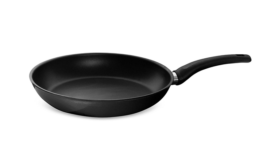 Image 4: Heavy-Duty Frying Pans