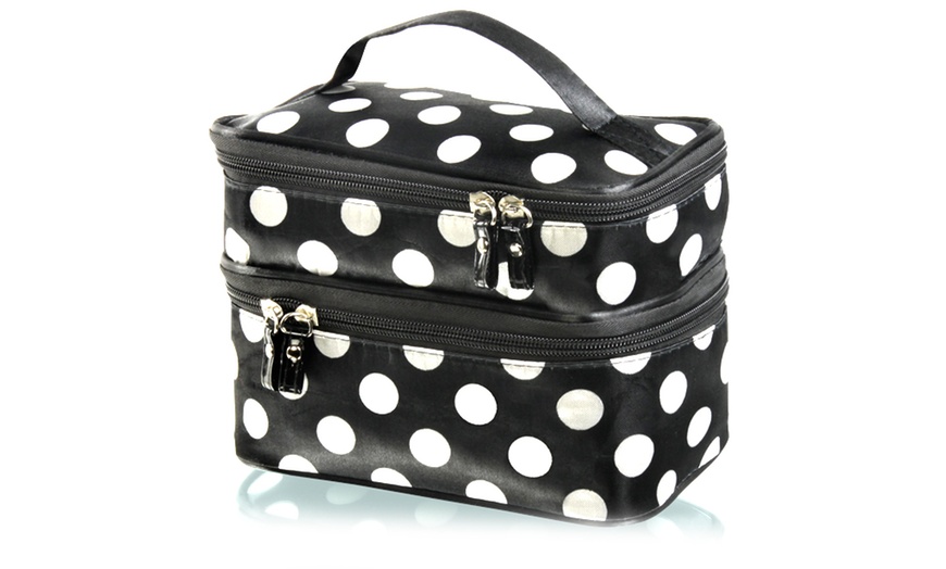 Image 3: Multi-Compartment Make-Up Bag