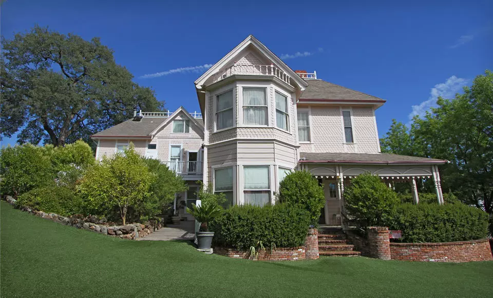 One- or Two-Night Stay at Power's Mansion Inn in Auburn, CA - Primary Image