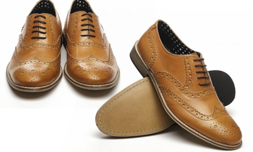 Image 7: Men’s Leather Brogues