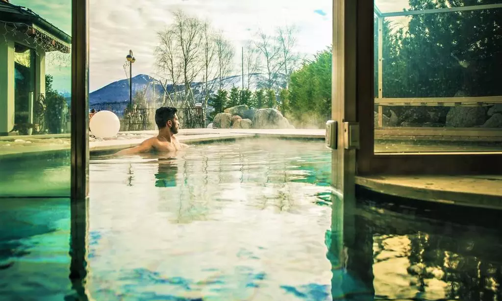 Trentino: camera doppia con colazione o mezza pensione, bagno salino e Spa per 2 all'Hotel San Giacomo Spa & Gourmet 4* - Primary Image