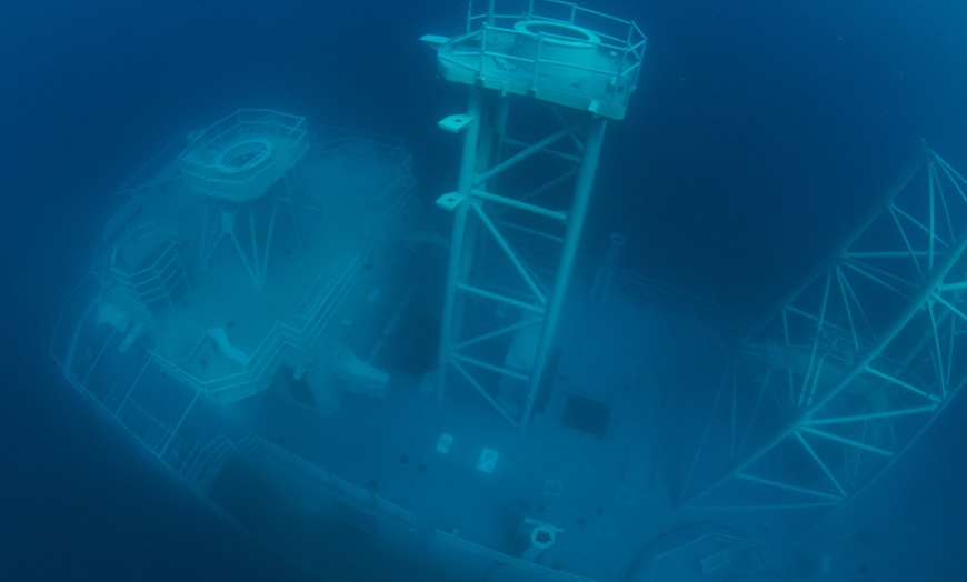 Image 2: Dive a Sunken Warship