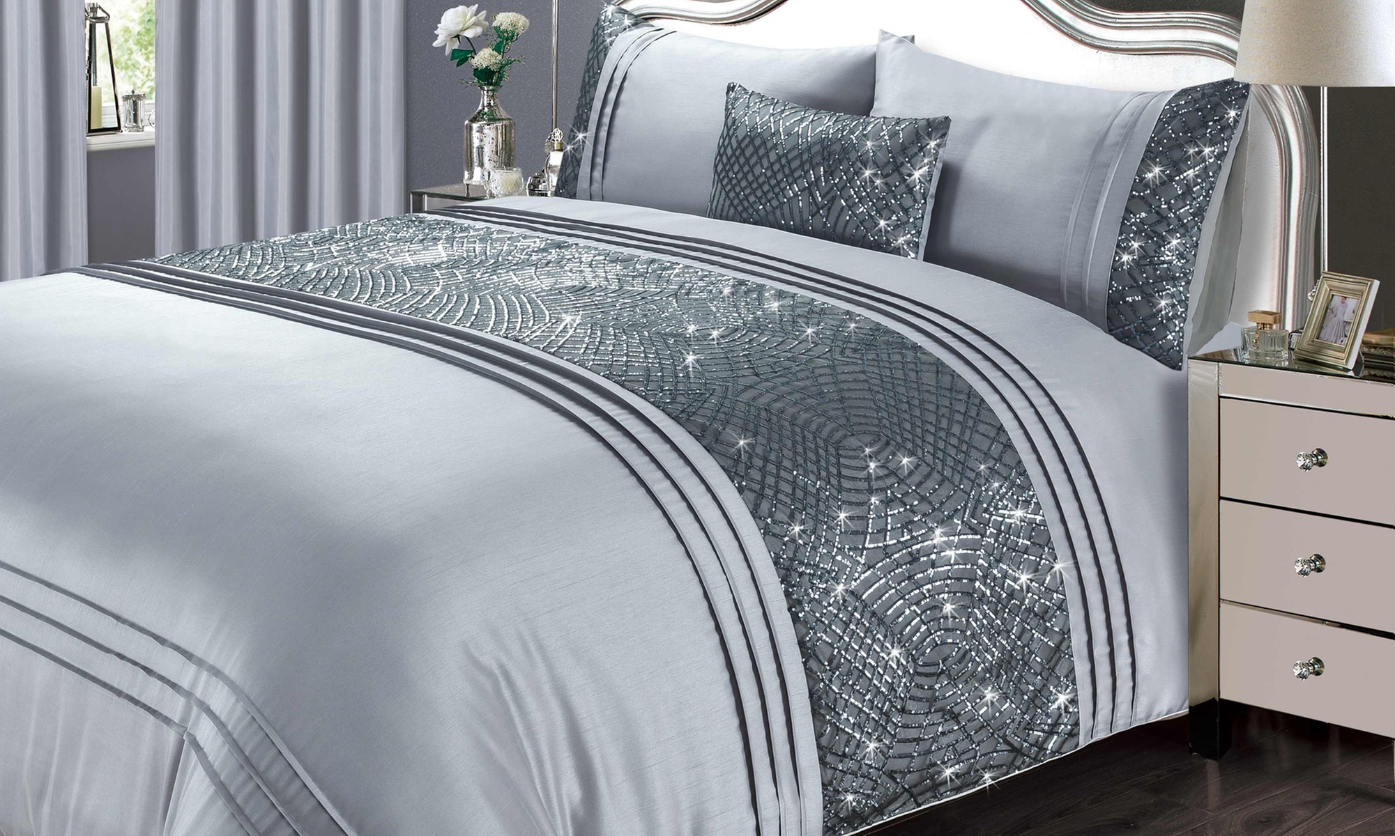 Luxe Charleston Duvet Set with Embellished Sparkle Trim