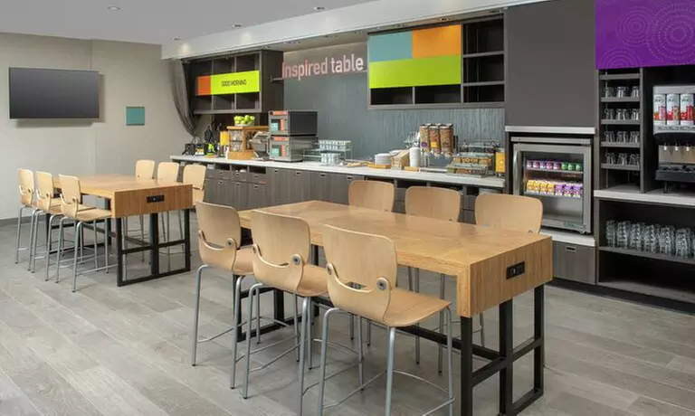 Modern Extended-Stay Hotel: Comfort and Convenience for Every Traveler
