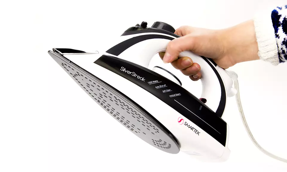 Smartek Heavy-Duty Steam Iron - Second Medium