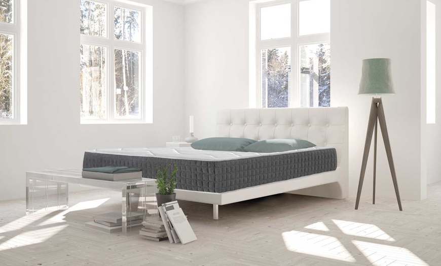 Image 2: Matelas "Maxima" en mousse viscoélastique,  hauteur de 28 cm, de la marque Dreamy