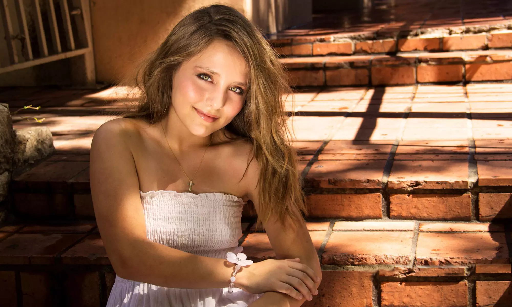 30- or 60-Minute On-Location Photo Shoot for Up to Five People from Eye Candy by Kristin (Up to 71% Off) - Primary Image