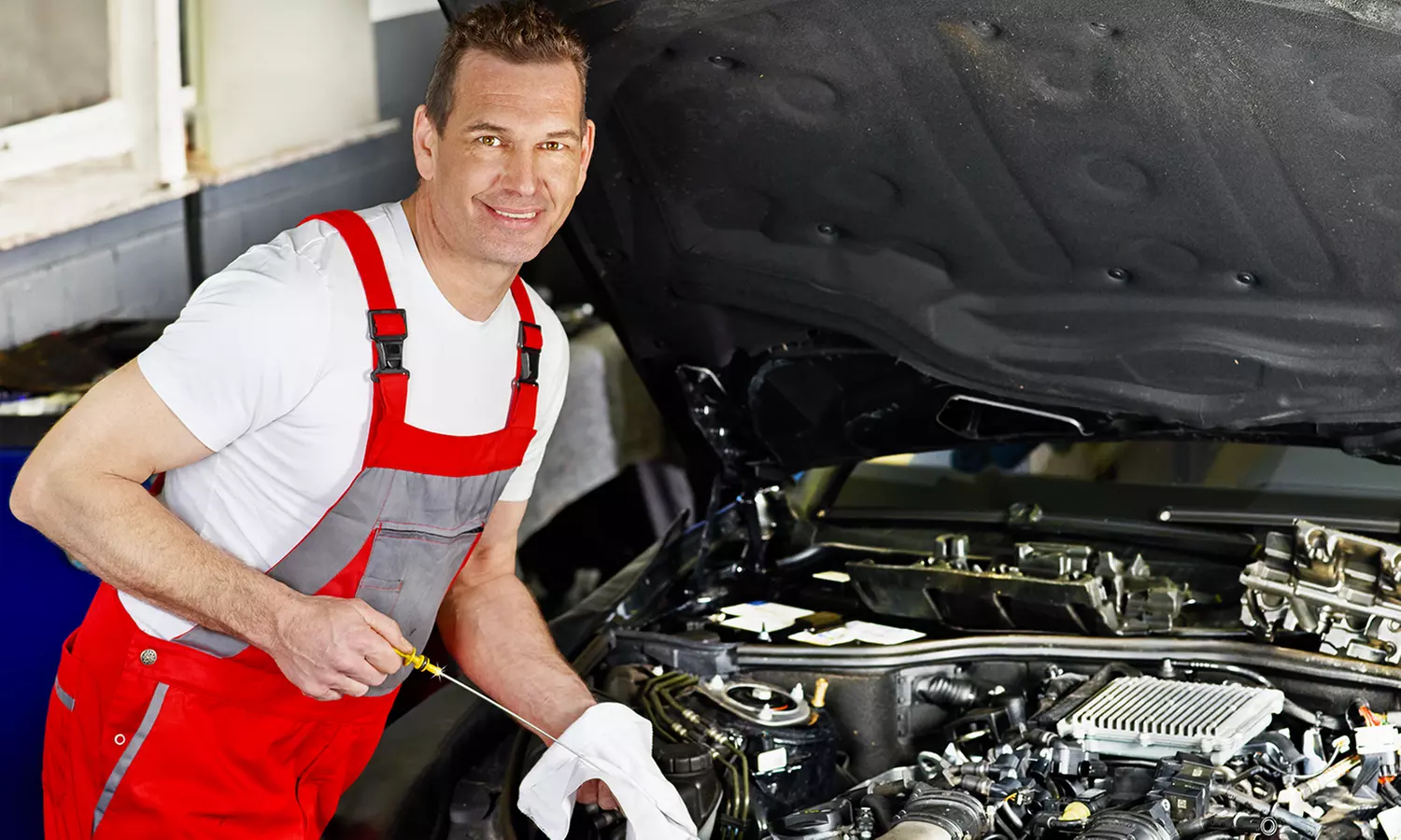 Cambio de la correa de distribución del coche por 269€, con aceite y filtro por 294€ y con cambio de 4 filtros por 349€ - Primary Image