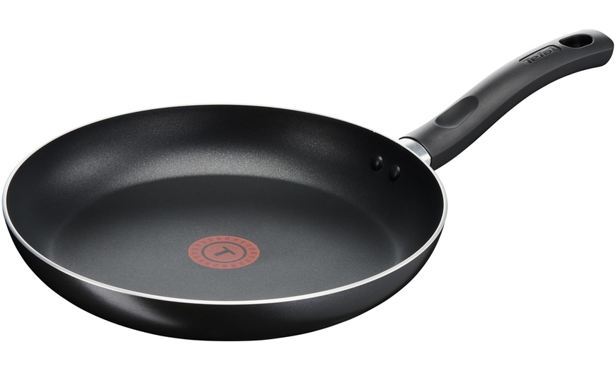 Image 2: Tefal Taste Frying Pans