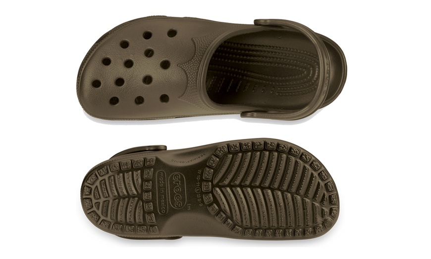 Image 9: Déstockage sabots CROCS unisexe