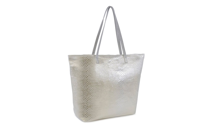 Image 5: Metallic Beach Bag
