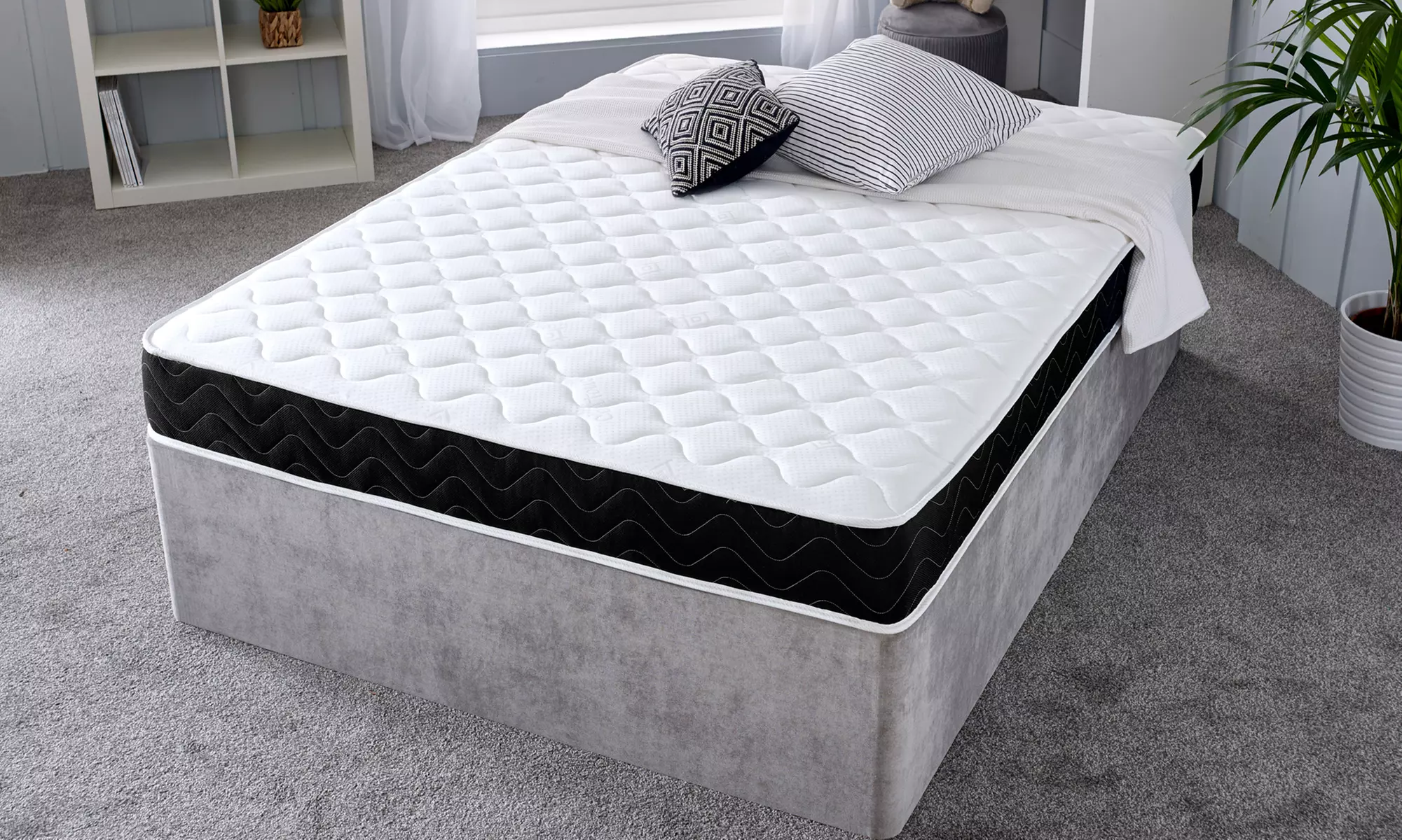 Black Quilted Hypoallergenic Memory Foam Sprung Mattress