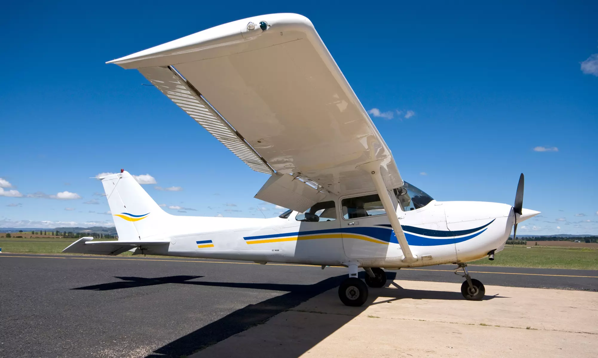 Flight-Simulator Package or Flight-Lesson Package from Hayward Flight (50% Off) - Primary Image