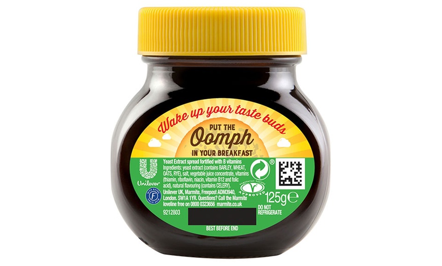 Image 3: Two-Pack of Marmite Yeast Extract Spread 125g