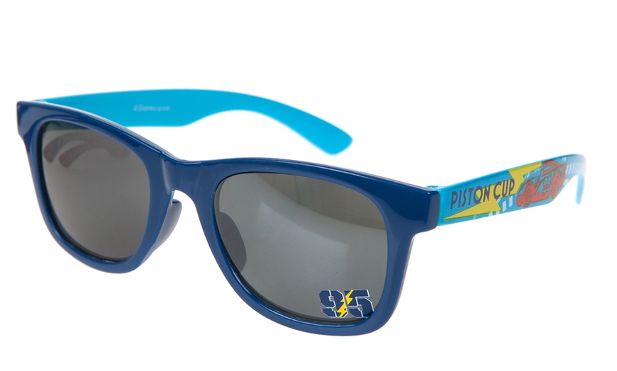 Image 5: Lunettes de soleil personnages BD