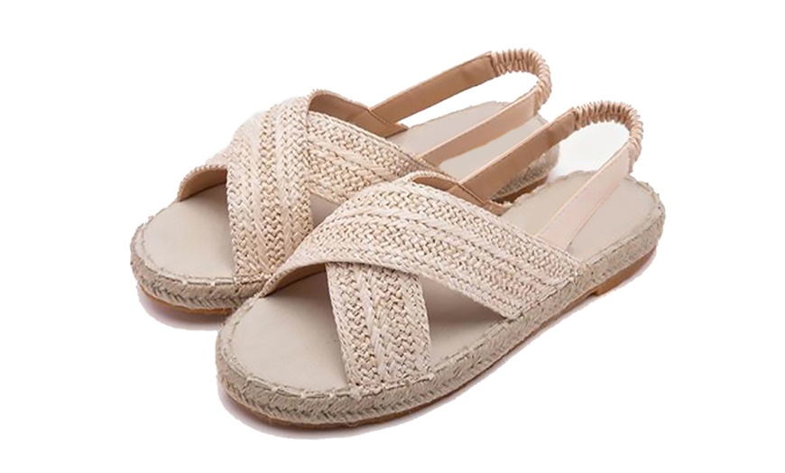 Image 2: Straw Hemp Rope Sandals