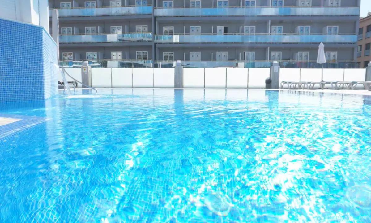 Lloret de Mar : chambre standard en demi-pension ou pension complète