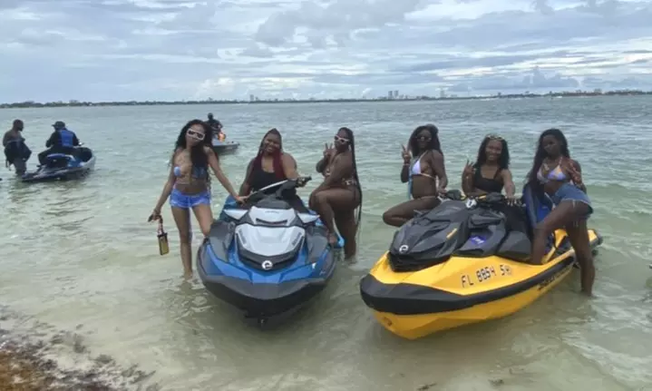 One- or Two-Hour Rental of One or Two Jet Skis at Top Line Watersports (Up to 10% Off) - Second Medium