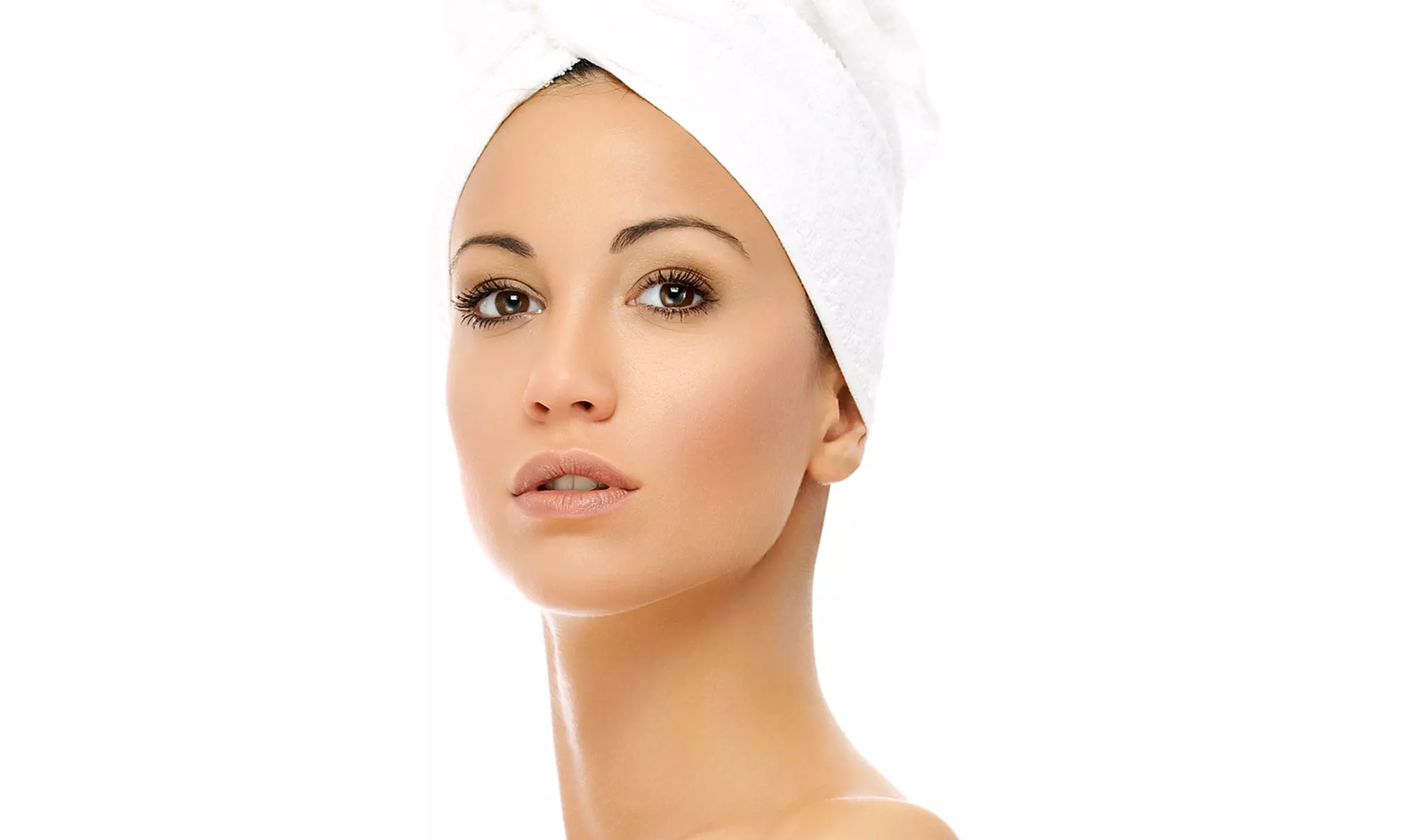 One or Two LED Facials with Basic Facials from Marlina Tapias at B Balanced Natural Medicine (Up to 61% Off) - Primary Image