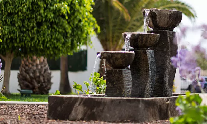 Day Pass, barbacoa y más para 2 en complejo con piscina