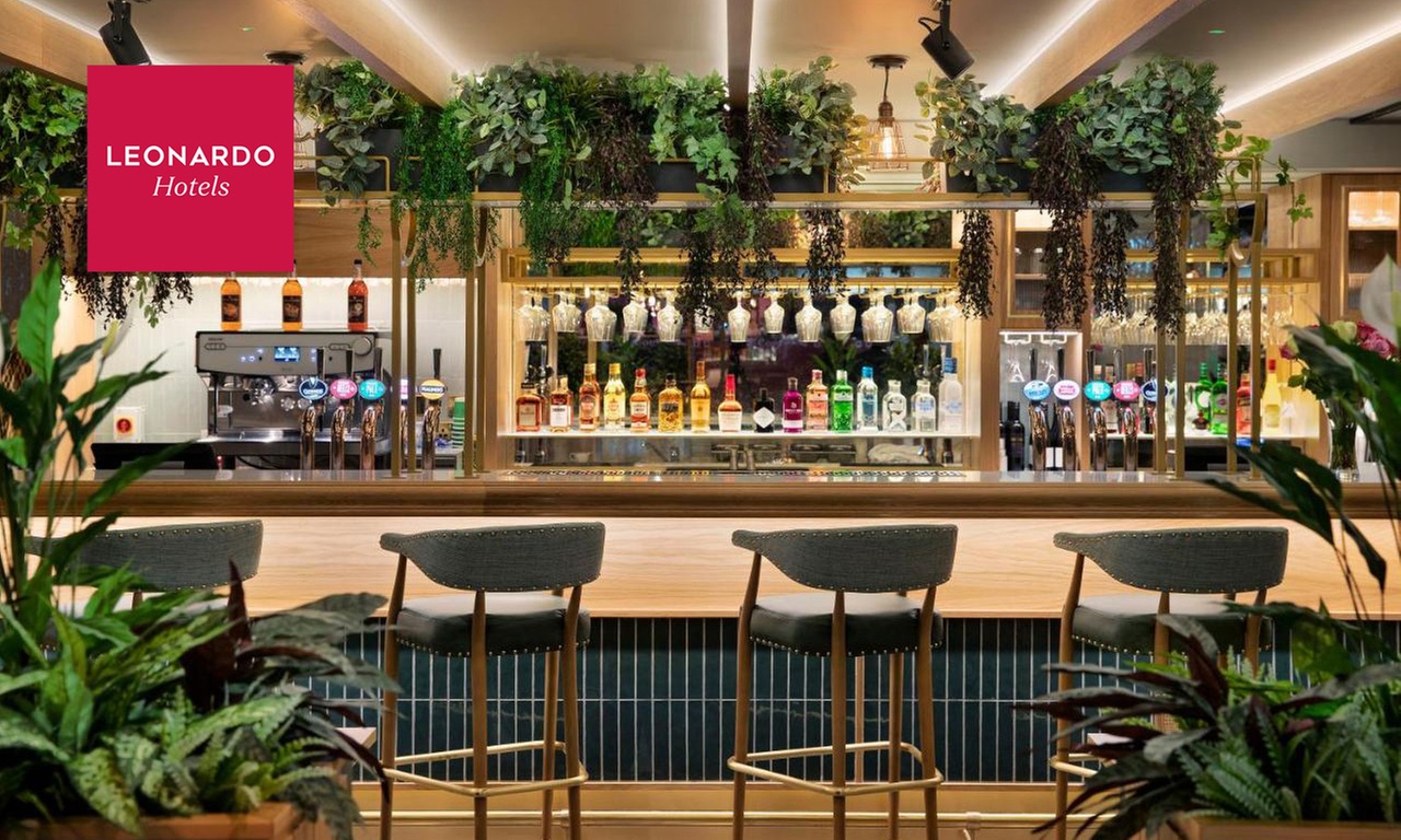 Chester: 4* Standard Double Room Stay with Full English Breakfast