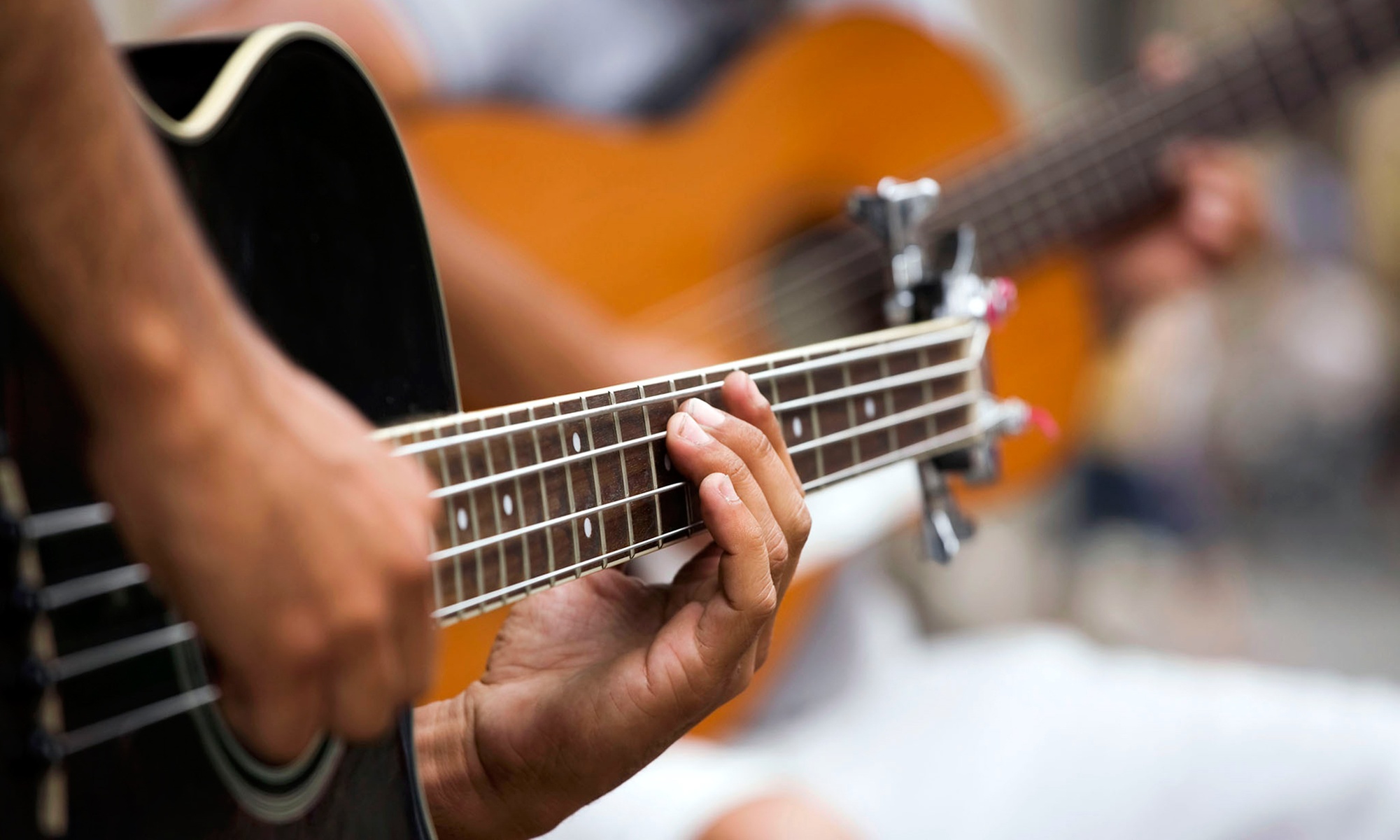Learn Instruments with Weekly Lessons for 1 or 2 Students