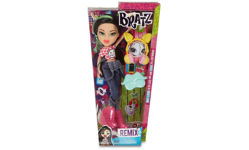 Image 6: Bratz Puppen