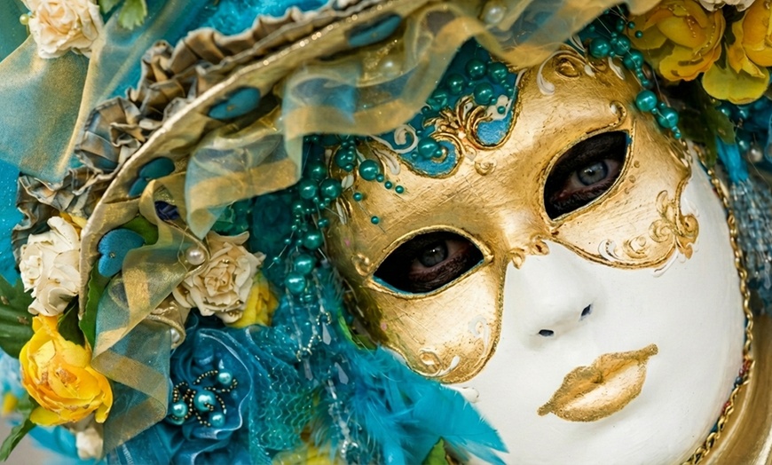 Image 3: ✈ Venice: Relax Up to 4 Nights with Return Flights 