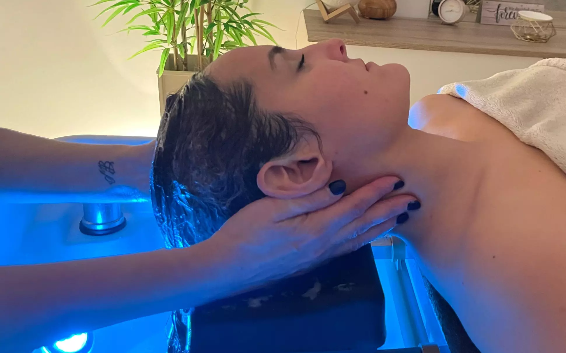 Ritual head spa japonés con té de cortesía y duración a elegir para 1