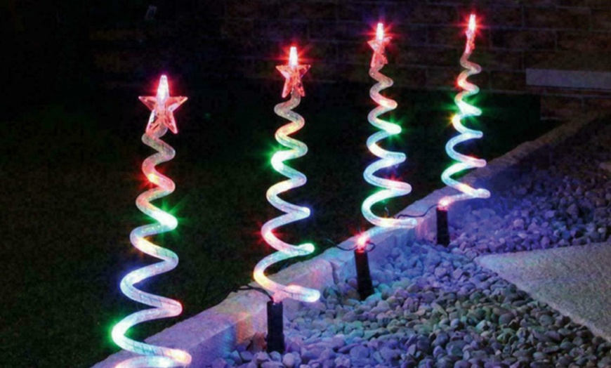 Image 8: 40 LED Spiral Christmas Tree Pathway Lights