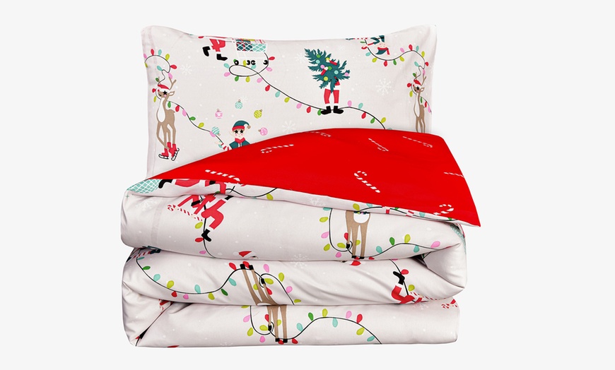 Image 4: Santa Print Duvet Set in Various Sizes