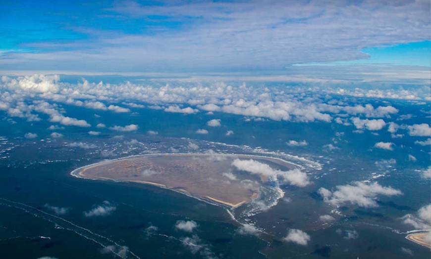 Image 3: Ontdek Texel vanuit de lucht en bestuur zelf het vliegtuig