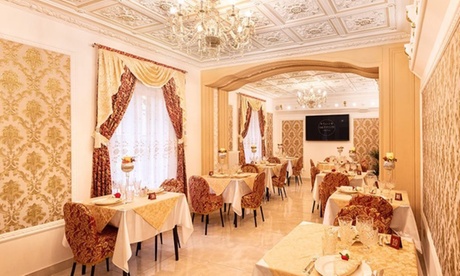 Menu gourmet di 3 o 4 portate con calice di vino al Villa Evelina Club (sconto fino a 64%)