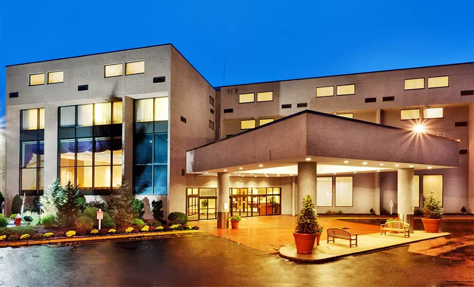 Stay at Crowne Plaza Hartford - Cromwell in Cromwell, CT - Primary Image