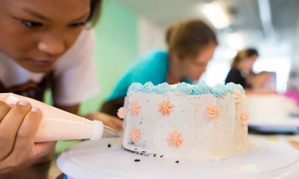 $39 for Cake Decorating Class at Give Me Some Sugar ($75 Value) - Primary Image