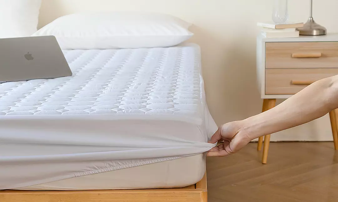 Breathable Quilted Mattress Protector- Hypoallergenic & Soft - Twin, Double & King Sizes