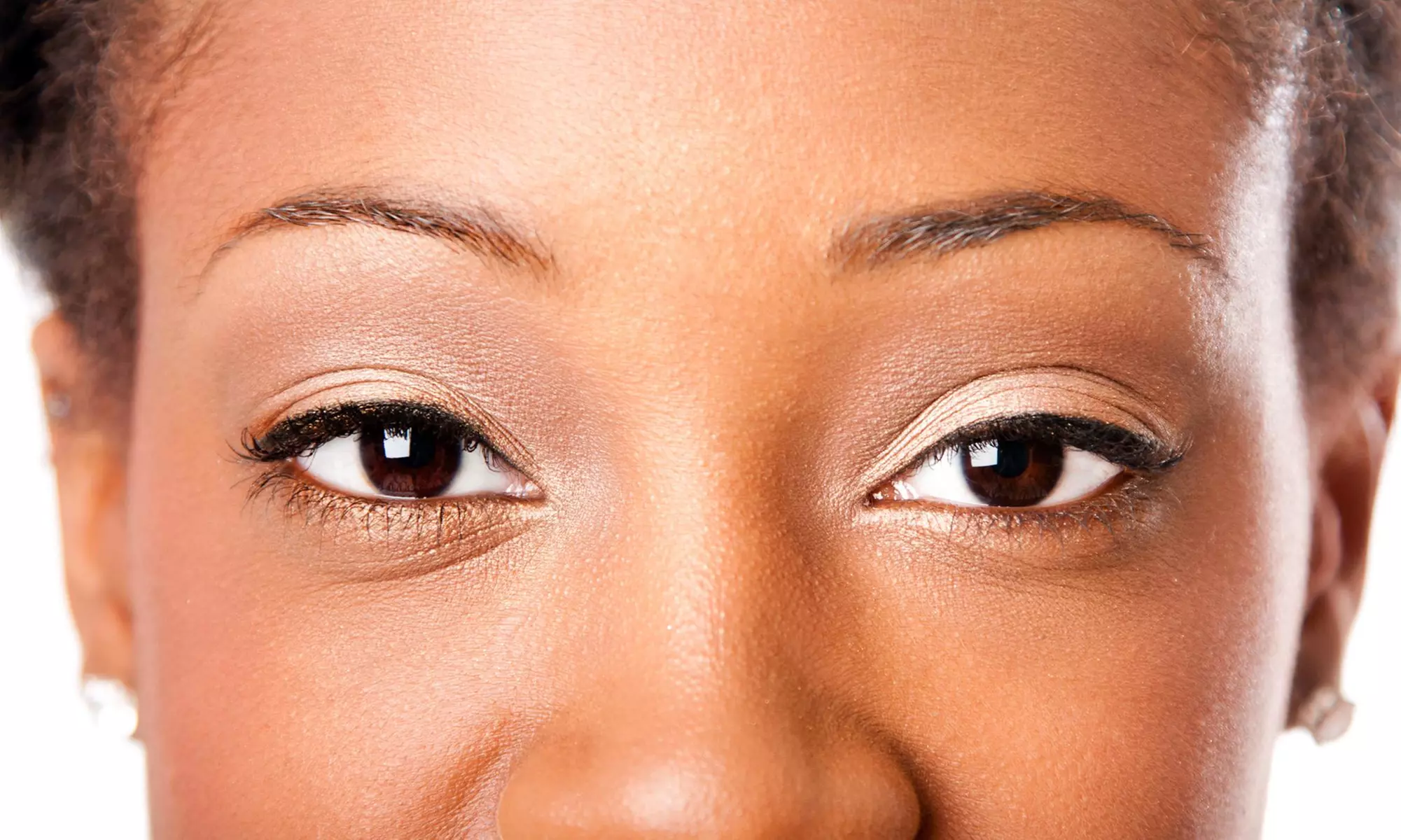 One or Two Eyebrow-Threading Sessions at Apsara Eyebrow Threading, Waxing & Henna (Up to 40% Off) - Primary Image