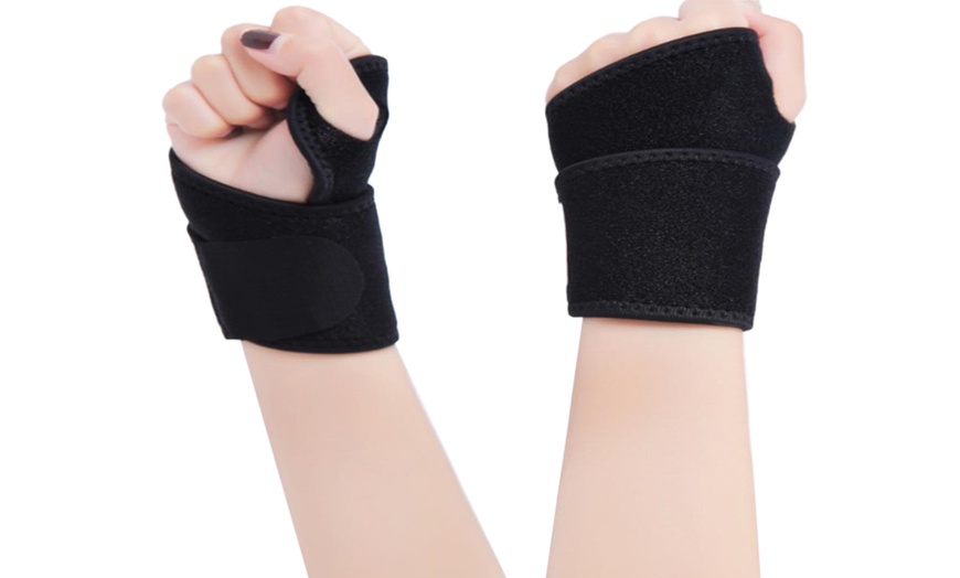 Image 2: Arthritis Self-Heating Wrist Wrap