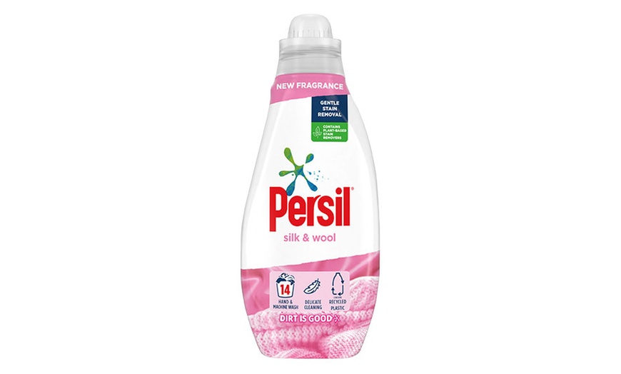 Image 4: Persil Silk and Wool Washing Liquid 700ml (Up to 14 Washes) Multipack