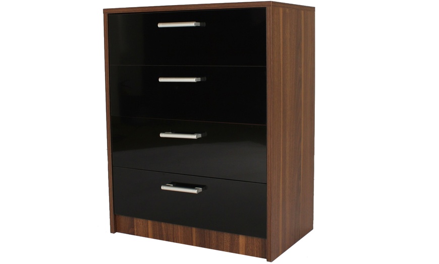 Image 2: Oslo Chest of 4 Drawers