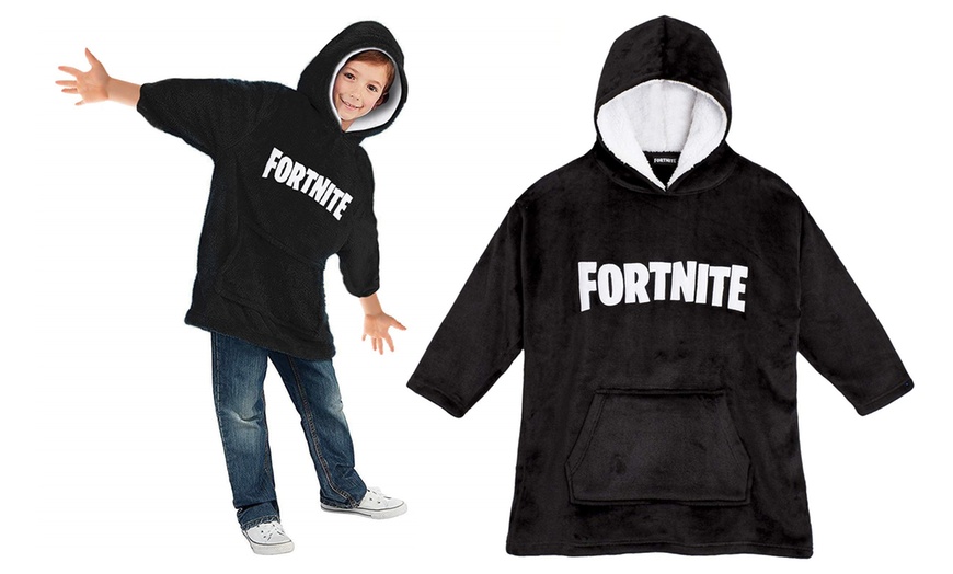 Fortnite deals hooded blanket