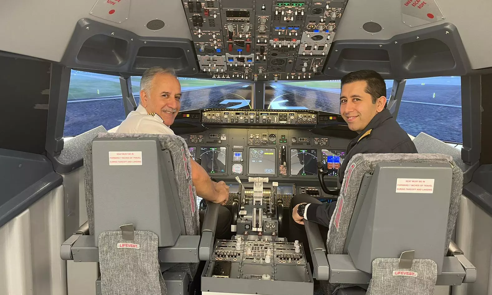 Up to 25% Off on Airplane Pilot License Lesson at Vancouver Aviation College - Second Medium